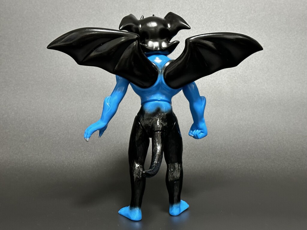 ポゴナ造形「ウイングデビルマン」青色成形バージョンの画像4
