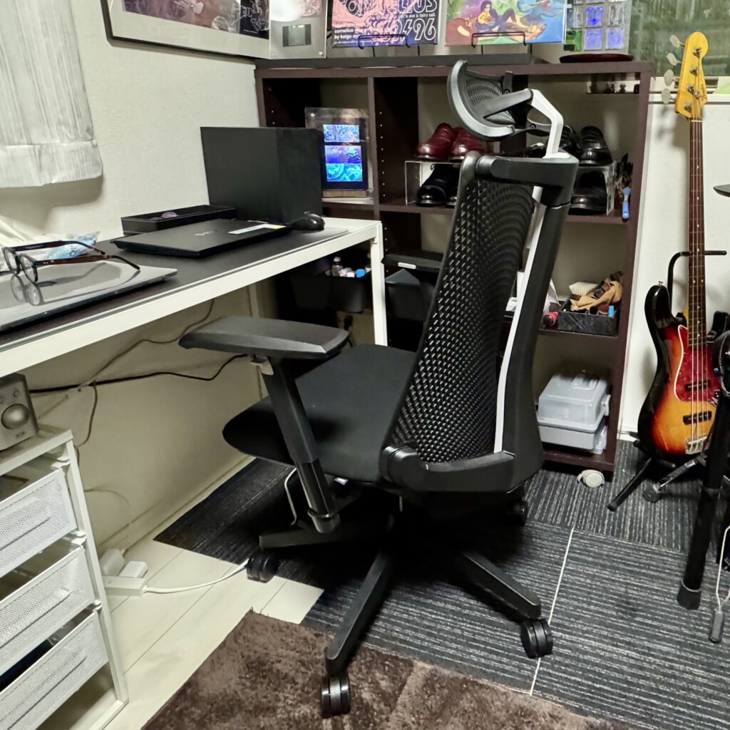 イトーキ サリダ YL9G レビュー｜デザイン重視の在宅ワーカーが選んだオフィスチェアとは？